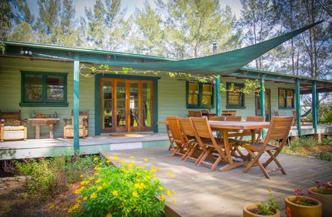 Red Tractor Retreat - Lennox Head Accommodation 0