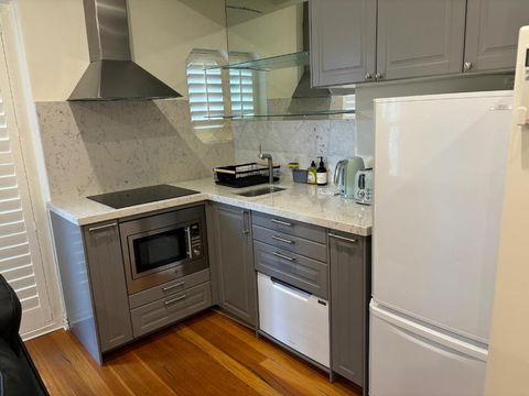 Regents Gate East Melbourne - Lennox Head Accommodation 3