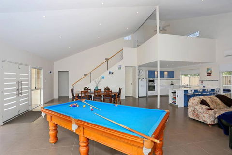 Relax At Falcon By The Bay - Lennox Head Accommodation 0