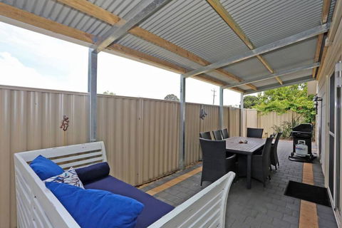 Relax At Falcon By The Bay - Lennox Head Accommodation 3