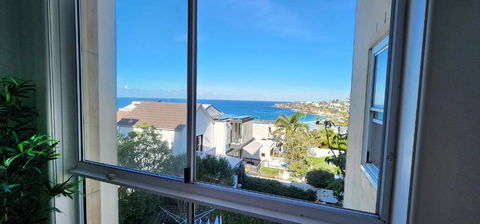 Relaxed Coastal Living With Fantastic Sea Views - Lennox Head Accommodation 1