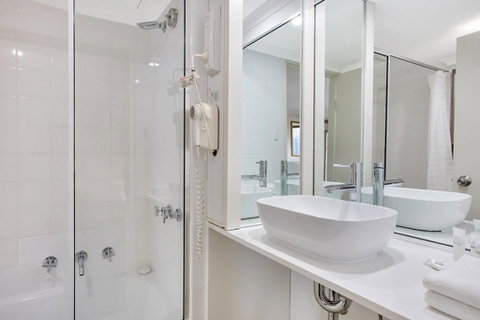 Renovated Stylish Studio - Lennox Head Accommodation 2