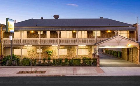 Richmond Motor Inn - Lennox Head Accommodation 1