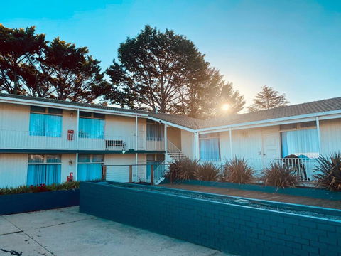 Redhill Cooma Motor Inn - Lennox Head Accommodation 0