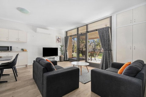 Riversands Rest Accommodation Paringa - Tea Tree Cottage - Lennox Head Accommodation 2