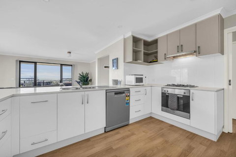 Salty Views - Lennox Head Accommodation 2