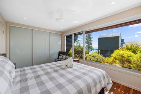 Rock Ledge - Lennox Head Accommodation 3
