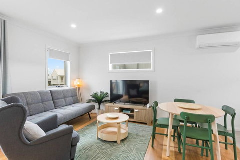 Rockpool Escape - A Coastal Refresh Near The Marina - Lennox Head Accommodation 1