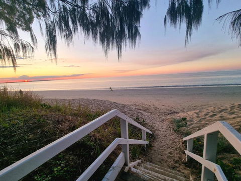 Rosalynda- Luxury Beachfront 3 BR Townhouse - Lennox Head Accommodation 0