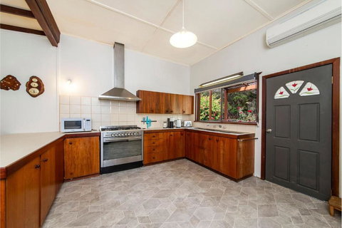Rose Cottage Nannup - Lennox Head Accommodation 1