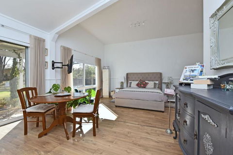 Rose Cottage Studio Romantic Or Solo Getaway. Spa, Games Room - Lennox Head Accommodation 1