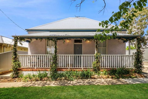 RoseBerne Cottage - Lennox Head Accommodation 0
