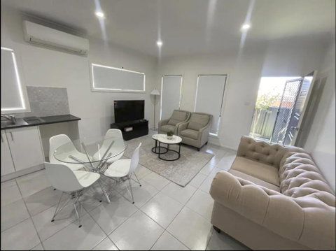Rosehill Guest House - Lennox Head Accommodation 2