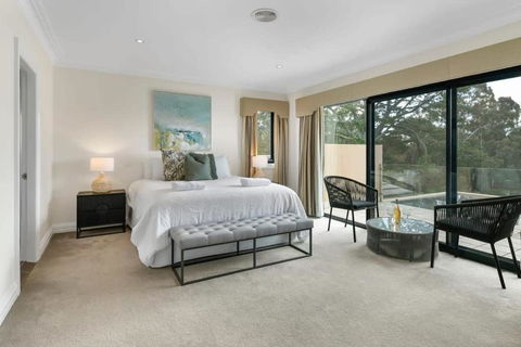 Roselawn Retreat - Pool, Incredible Views, Sleeps 8 - Lennox Head Accommodation 2