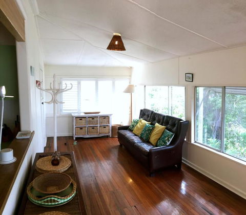 Rosemaree, 24 East Street - Lennox Head Accommodation 1