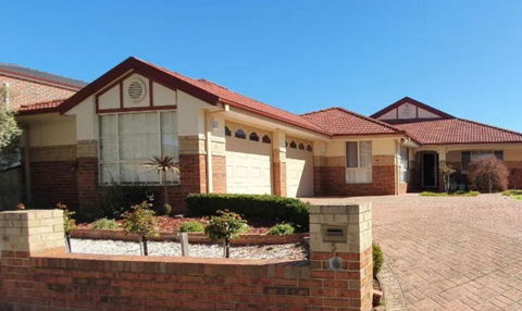 Roxy - A Spacious Cosy Getaway - Near Mel Airport - Lennox Head Accommodation 2