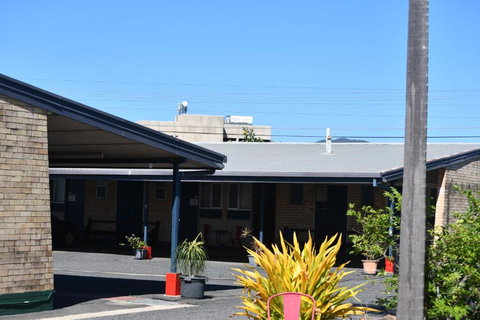 Royal Residences Rockhampton - Lennox Head Accommodation 3