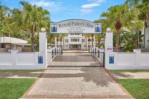 Royal Palm Villas - Lennox Head Accommodation 2