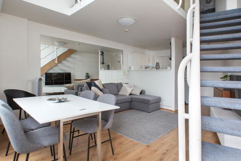 S203S - The Loft By Darling Harbour - Lennox Head Accommodation 1