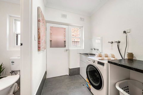 Sage By The Sea - WiFi, BBQ, Beach, Art - Lennox Head Accommodation 1