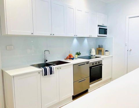 SALTY SNOOZE - Your Coastal Holiday House - Lennox Head Accommodation 2