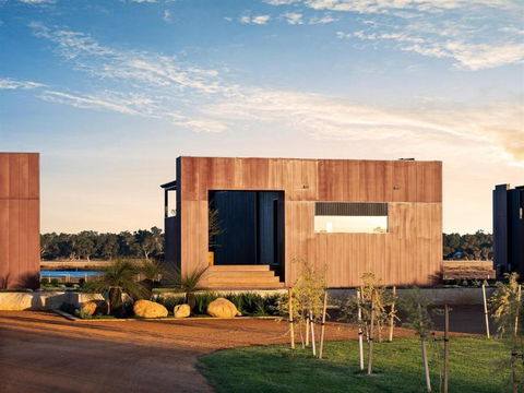 Samphire Chalet Peppermint - Lennox Head Accommodation 0