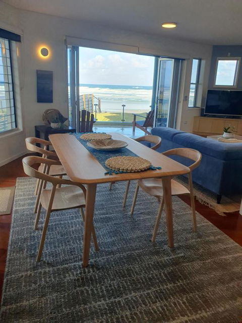 Sanbah-Surf, Views, Beach - Lennox Head Accommodation 2