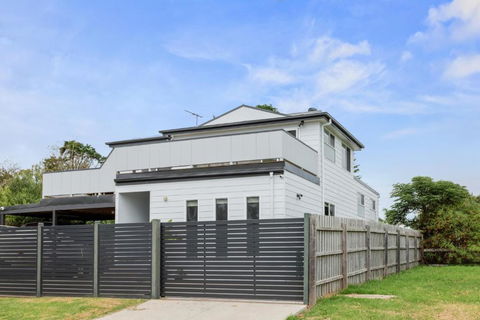 Sanctuary Lodge By Ready Set Stay - BYO LINEN & TOWELS - Lennox Head Accommodation 2