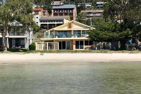 Sandy Beach House Corlette Unit 1 Waterfront WI-FI Aircon - Lennox Head Accommodation 0