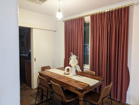 Spacious, Modern & Stylish Vacation Home - Lennox Head Accommodation 3