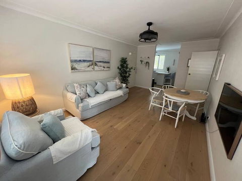 Sunny Boutique Apartment - Lennox Head Accommodation 0