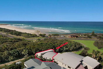 Surfside with Lennox Head Accommodation