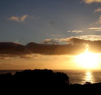 Beachside Entertainer