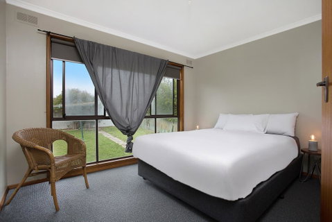 Beacon Point House - Lennox Head Accommodation 3