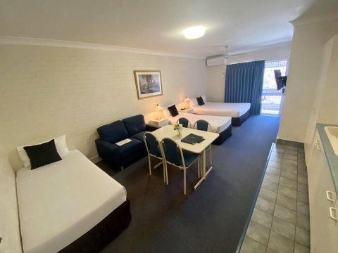 Benson Court Motel - Lennox Head Accommodation 1