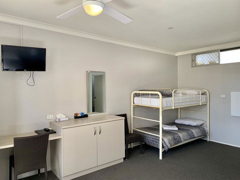 Bermagui Beach Hotel - Lennox Head Accommodation 1