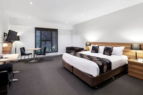 Best Western Plus Ballarat Suites - Lennox Head Accommodation 1