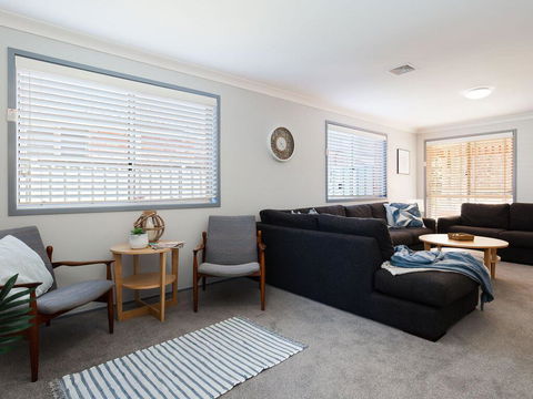 Blue Bay, 83a Rocky Point Road - Foxtel & Air Conditioning Downstairs - Lennox Head Accommodation 1