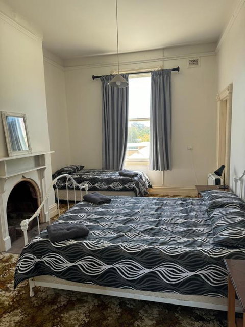 Thommos Pub - Lennox Head Accommodation 1