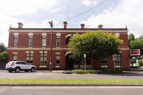 Thommos Pub - Lennox Head Accommodation 0