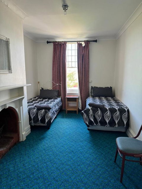 Thommos Pub - Lennox Head Accommodation 3