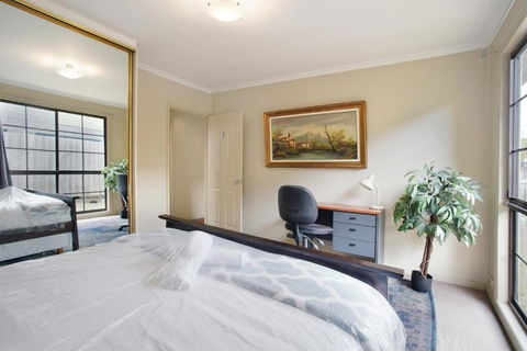 Three Bedroom Sweet Retreat In Coburg - Lennox Head Accommodation 3