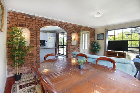 Three Bedroom Sweet Retreat In Coburg - Lennox Head Accommodation 2