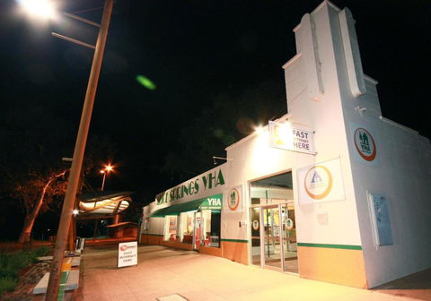YHA Alice Springs - Lennox Head Accommodation 0