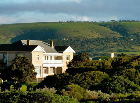 YHA Port Elliot Beach House - Lennox Head Accommodation 0