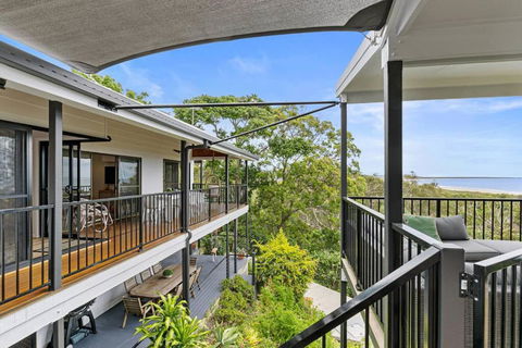 YARABIN - Luxury Home With Ocean Views - Lennox Head Accommodation 3