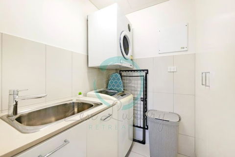 ZEN TOWERS: Cozy Executive 3-BR Family Apt In Darwin City - Lennox Head Accommodation 1