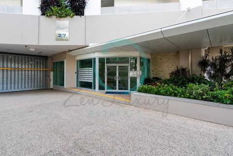 ZEN Tree Blossom: 3-BR Luxury Apt Near Waterfront - Lennox Head Accommodation 1