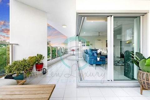 ZEN Tree Blossom: 3-BR Luxury Apt Near Waterfront - Lennox Head Accommodation 3