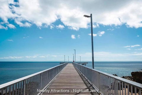 ZEN FORESHORE: 3-BR Nightcliff Foreshore-Front Apt - Lennox Head Accommodation 3